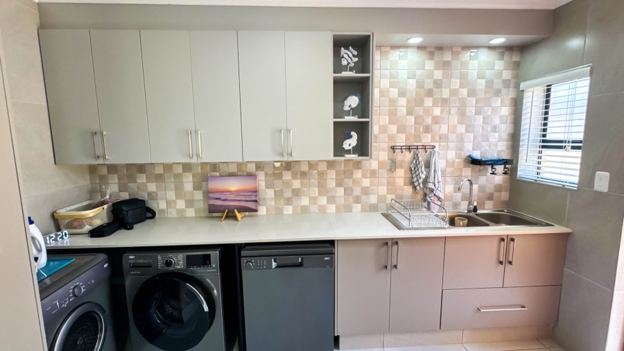 4 Bedroom Property for Sale in Dana Bay Western Cape